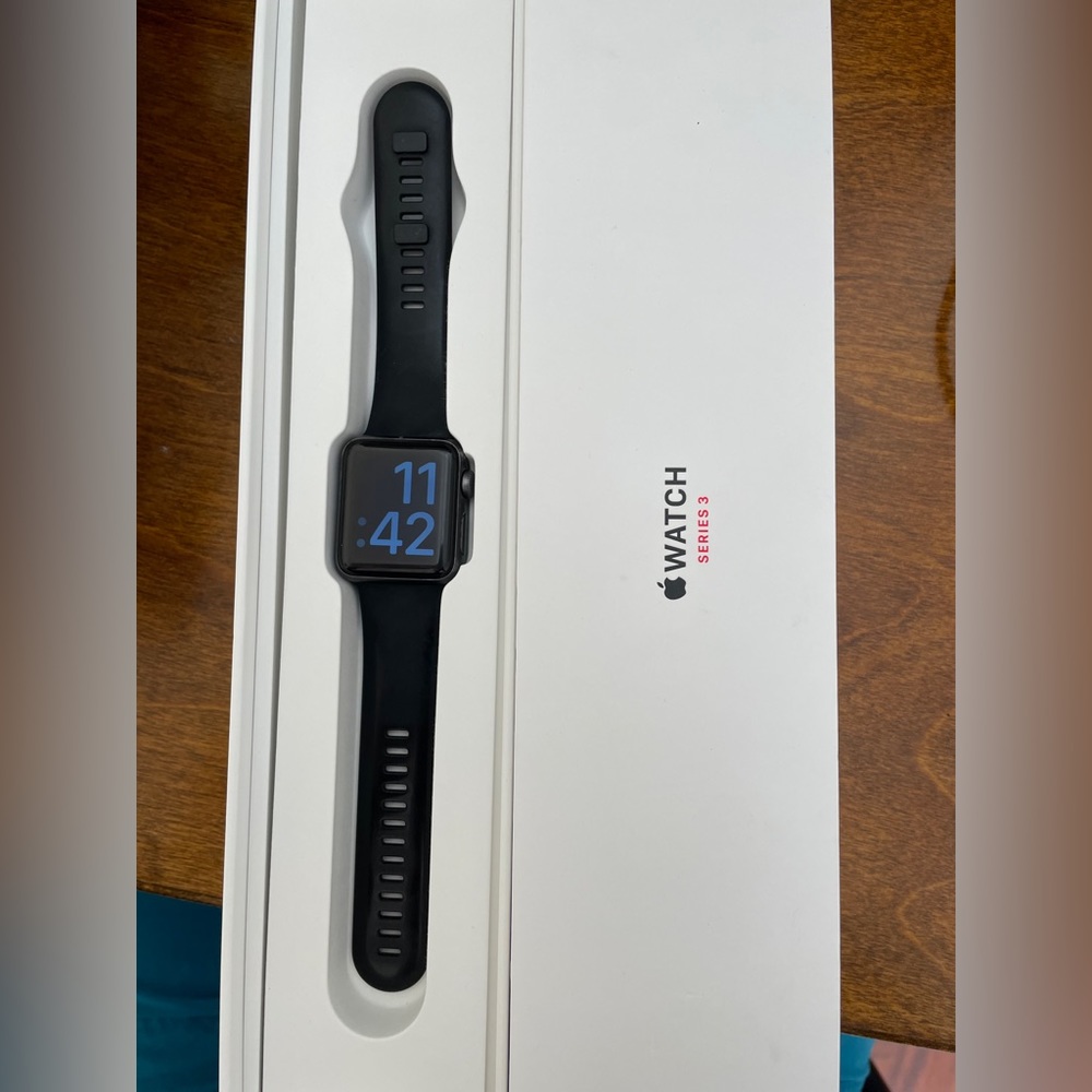 COPY - Apple Watch Series 3 38 mm